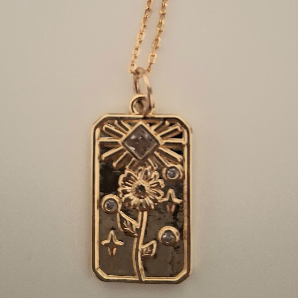 GOLD TONE CZ FLOWER PENDANT